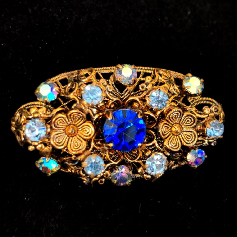 Art Nouveau Style Brooch Filigree Gilt Brass Unsigned West Germany